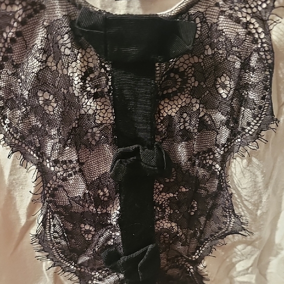 Forever 21 Girls Elegant Lace Trimmed White Tank Top Size Small - Picture 3 of 6